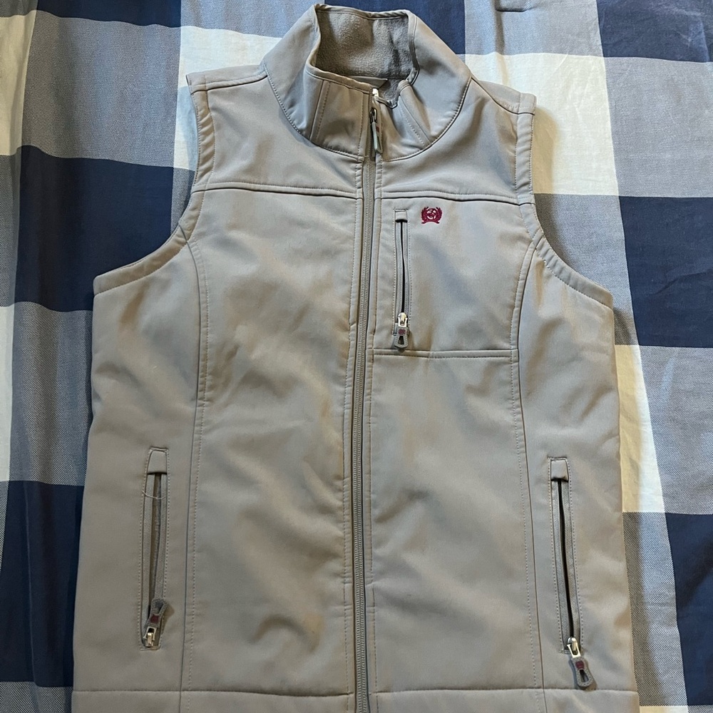 Cinch Gray Sleeveless Vest with Zipper Pockets, Conceal Carry Vest